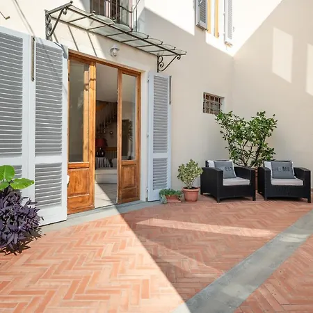 Adora Serravalle Pistoiese